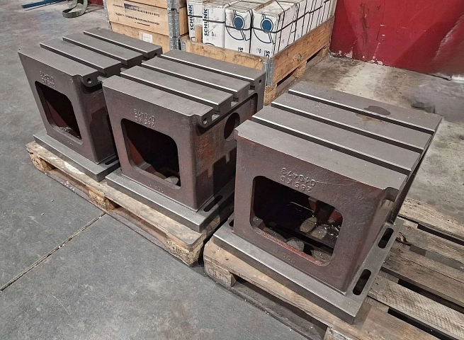 Odlitky - šedá litina - ruční formování